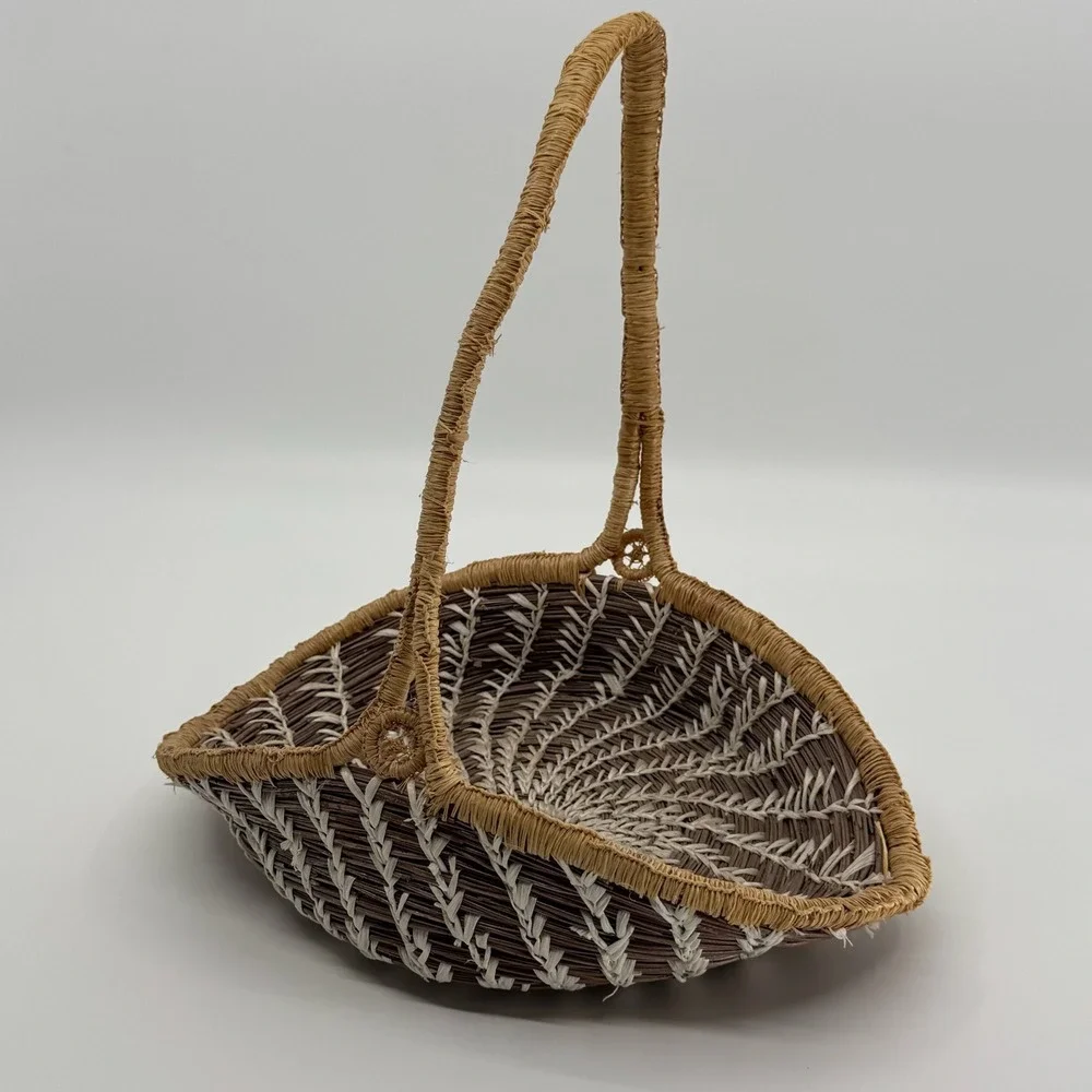 Vtg Handmade Pine Needle Basket Raffia Coiled Folk Art Rustic Gathering Decor